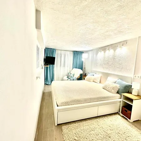 Апартаменты New Comfortable And Cute One-room Of 33 M2 *