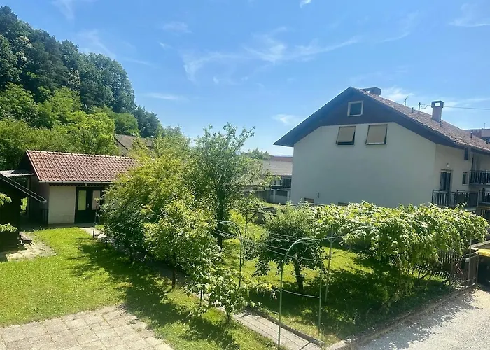 New Comfortable And Cute One-room Of 33 M2 Lägenhet *